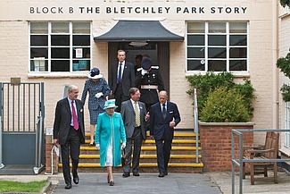 Queen Elizabeth besucht Bletchley Park, Juli 2011 (Foto: Bletchley Park Trust, Milton Keynes)
