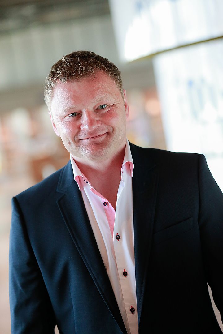 Dr. Jochen Viehoff