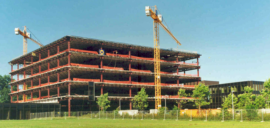 Ombouw van de administratie tot museum in 1994